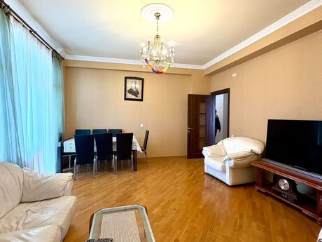 3 otaqlı yeni tikili - Elmlər Akademiyası m. - 105 m²