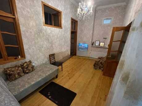 5 otaqlı həyət evi/bağ evi - Bakıxanov q. - 100 m²