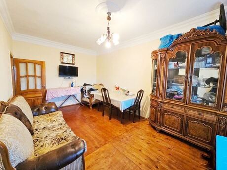 2 otaqlı köhnə tikili - Yeni Günəşli q. - 55 m²