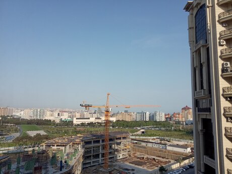 4 otaqlı yeni tikili - Nəsimi r. - 250 m²