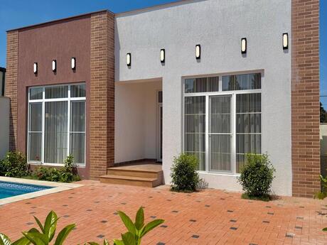 4 otaqlı həyət evi/bağ evi - Şüvəlan q. - 150 m²