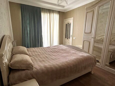 2 otaqlı yeni tikili - 8 Noyabr m. - 67 m²