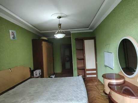 2 otaqlı köhnə tikili - Memar Əcəmi m. - 46 m²