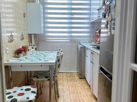 3 otaqlı köhnə tikili - Gənclik m. - 75 m²