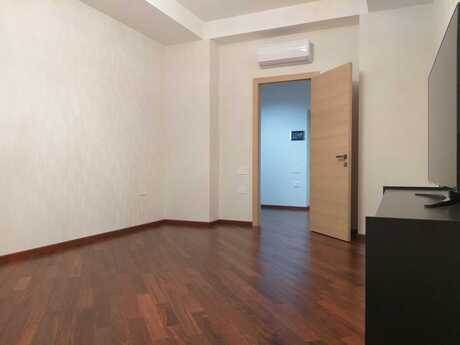 3 otaqlı yeni tikili - Ağ şəhər q. - 121 m²