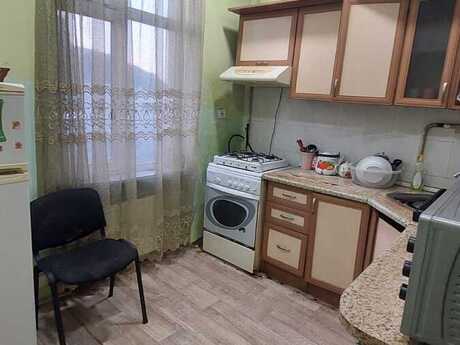 2 otaqlı köhnə tikili - Bakıxanov q. - 66 m²