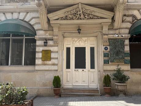 2 otaqlı köhnə tikili - Səbail r. - 60 m²