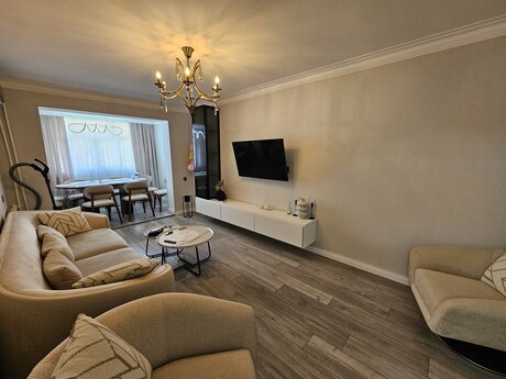 2 otaqlı köhnə tikili - Neftçilər m. - 54 m²