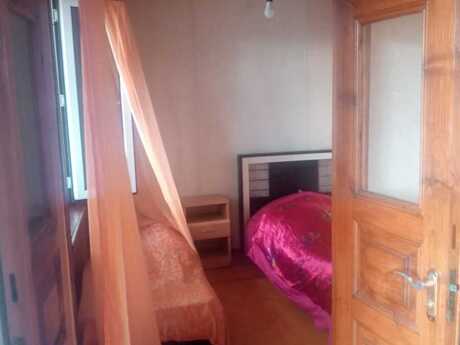 1 otaqlı köhnə tikili - 28 May m. - 30 m²