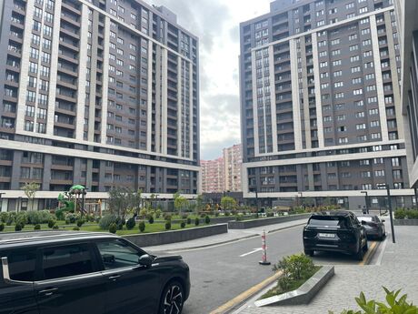 4 otaqlı yeni tikili - Şah İsmayıl Xətai m. - 200 m²