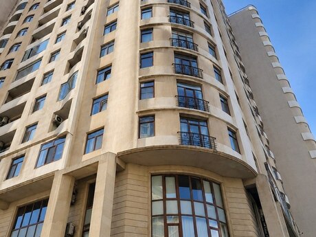 3-комн. новостройка - м. Элмляр Академиясы - 95 м²