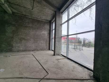 Obyekt - Ağ şəhər q. - 611 m²