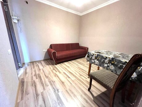 2 otaqlı köhnə tikili - Nəriman Nərimanov m. - 45 m²