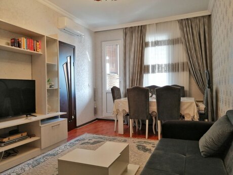 2 otaqlı köhnə tikili - İnşaatçılar m. - 40 m²