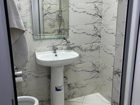 2 otaqlı köhnə tikili - Binəqədi r. - 50 m²