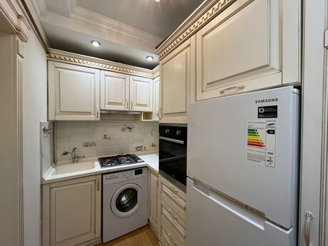 1 otaqlı yeni tikili - Azadlıq Prospekti m. - 51 m²
