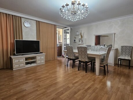3 otaqlı köhnə tikili - Nəriman Nərimanov m. - 70 m²