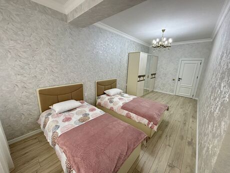 3 otaqlı yeni tikili - Gənclik m. - 145 m²