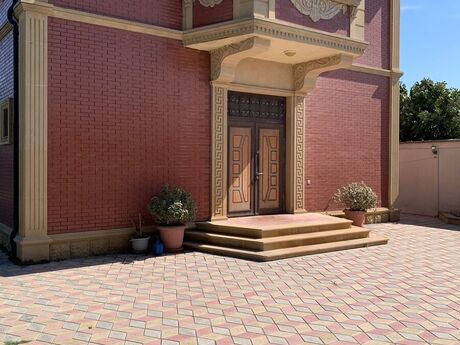 5 otaqlı həyət evi/bağ evi - Qala q. - 240 m²