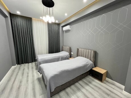 3 otaqlı yeni tikili - 28 May m. - 145 m²