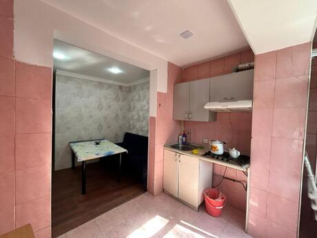2 otaqlı köhnə tikili - Həzi Aslanov m. - 55 m²