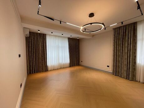 4 otaqlı yeni tikili - 28 May m. - 120 m²