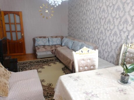 3 otaqlı köhnə tikili - Yeni Günəşli q. - 90 m²