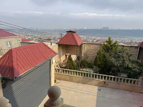 10 otaqlı həyət evi/bağ evi - Binəqədi r. - 360 m²