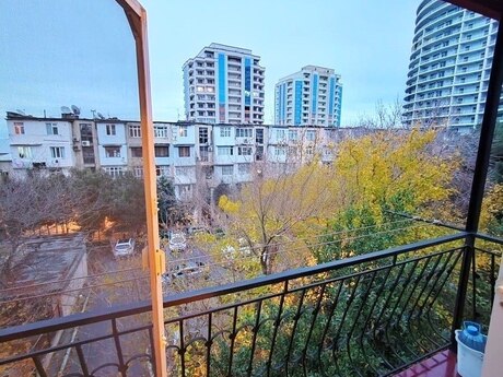 2 otaqlı köhnə tikili - Nizami m. - 62 m²