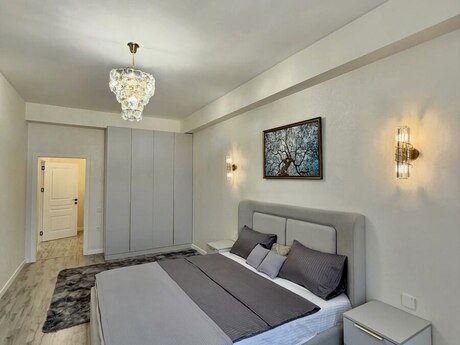 2-комн. новостройка - Насиминский  р. - 104 м²