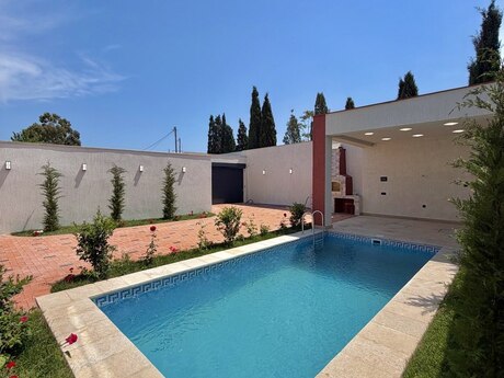4 otaqlı həyət evi/bağ evi - Şüvəlan q. - 160 m²