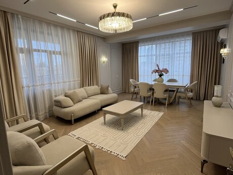 3 otaqlı yeni tikili - Elmlər Akademiyası m. - 165 m²