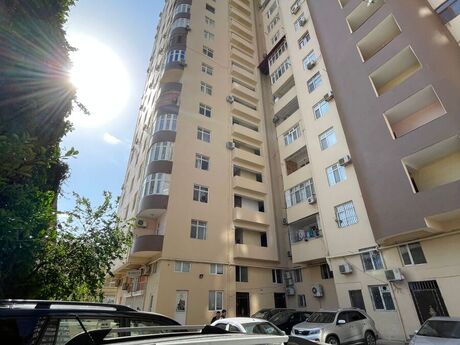4 otaqlı yeni tikili - Elmlər Akademiyası m. - 130 m²
