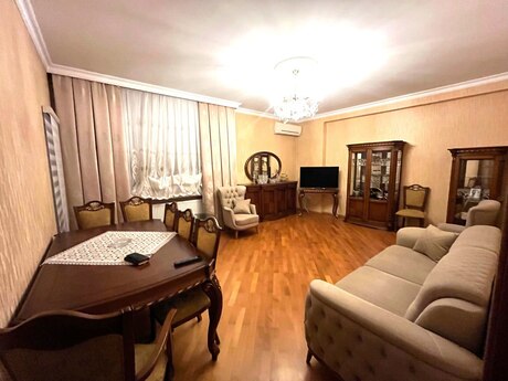 2 otaqlı yeni tikili - Əhmədli q. - 100 m²