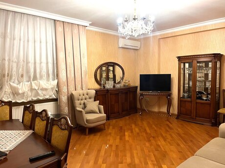 2 otaqlı yeni tikili - Əhmədli q. - 100 m²