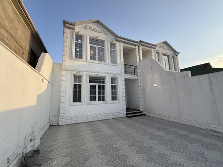 4 otaqlı həyət evi/bağ evi - Masazır q. - 180 m²