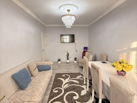 3 otaqlı köhnə tikili - Həzi Aslanov m. - 80 m²