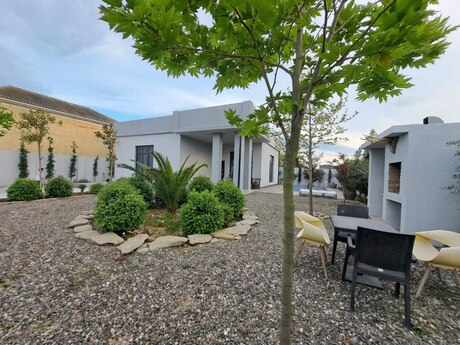 4 otaqlı həyət evi/bağ evi - Dübəndi q. - 250 m²