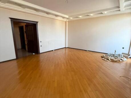 1 otaqlı yeni tikili - İnşaatçılar m. - 50 m²