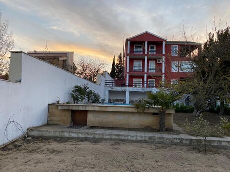 5 otaqlı həyət evi/bağ evi - Nardaran q. - 260 m²