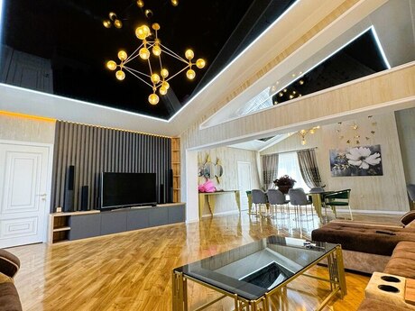 4 otaqlı yeni tikili - 8 Noyabr m. - 360 m²