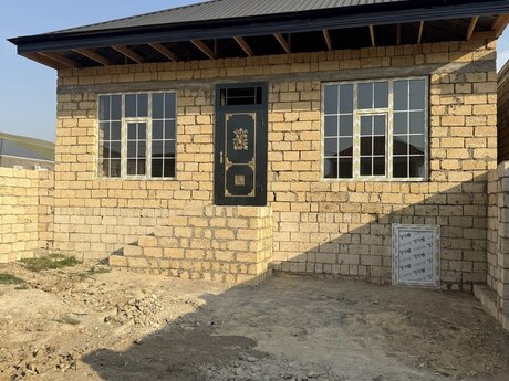 3 otaqlı həyət evi/bağ evi - Qobu q. - 100 m²