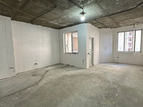 3-комн. новостройка - м. 20 января - 123.5 м²