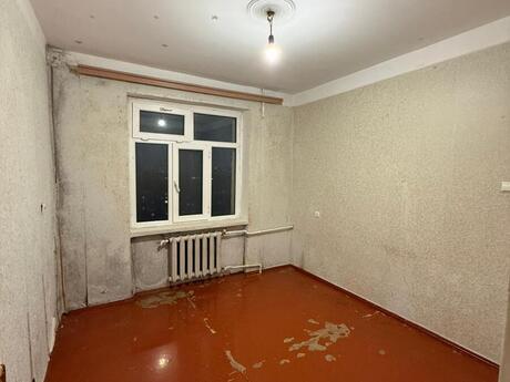 4 otaqlı köhnə tikili - Yeni Günəşli q. - 100 m²