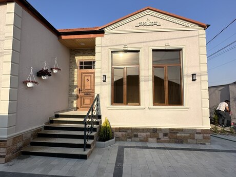 4 otaqlı həyət evi/bağ evi - Maştağa q. - 120 m²
