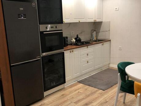 2 otaqlı yeni tikili - Azadlıq Prospekti m. - 75 m²
