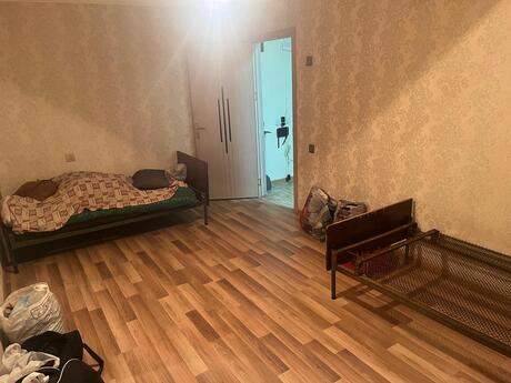 1 otaqlı köhnə tikili - Böyükşor q. - 30 m²