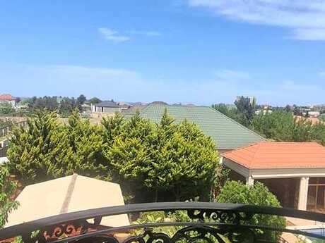 6 otaqlı həyət evi/bağ evi - Novxanı q. - 360 m²