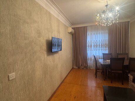 3 otaqlı köhnə tikili - Memar Əcəmi m. - 80 m²