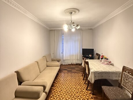 3 otaqlı köhnə tikili - Həzi Aslanov m. - 80 m²